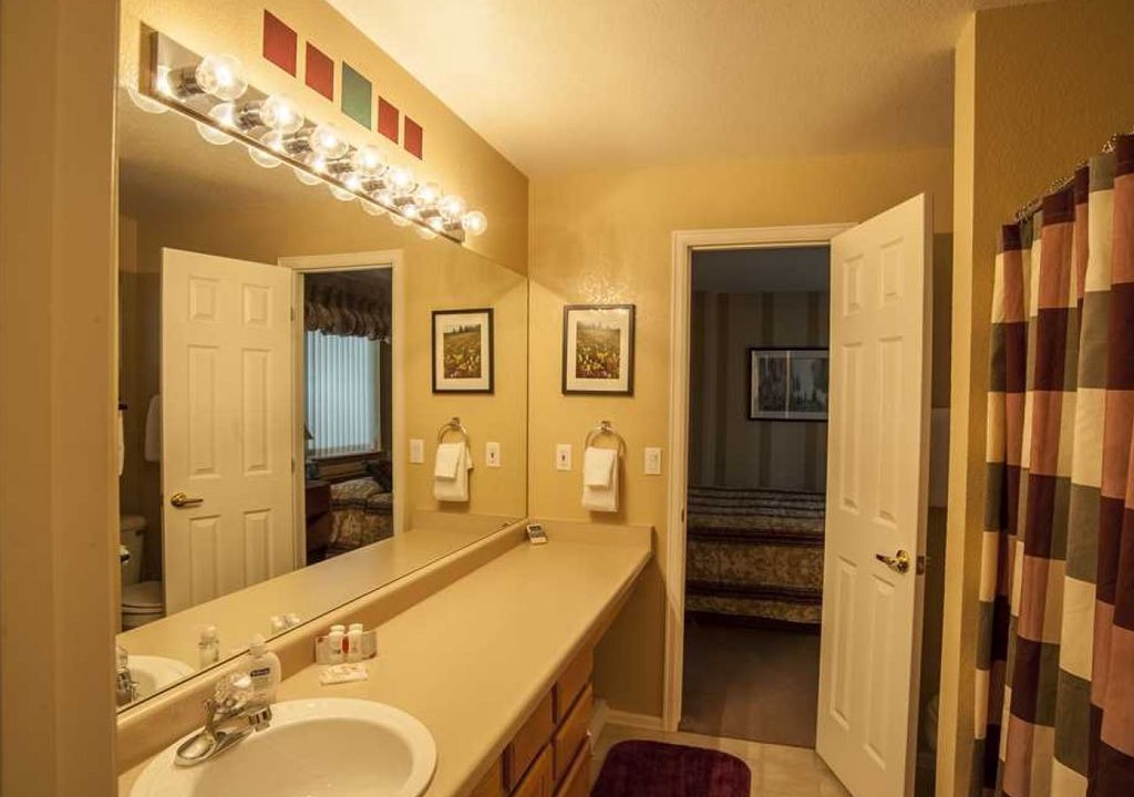 Photo of Bathroom in Park Forest Estates