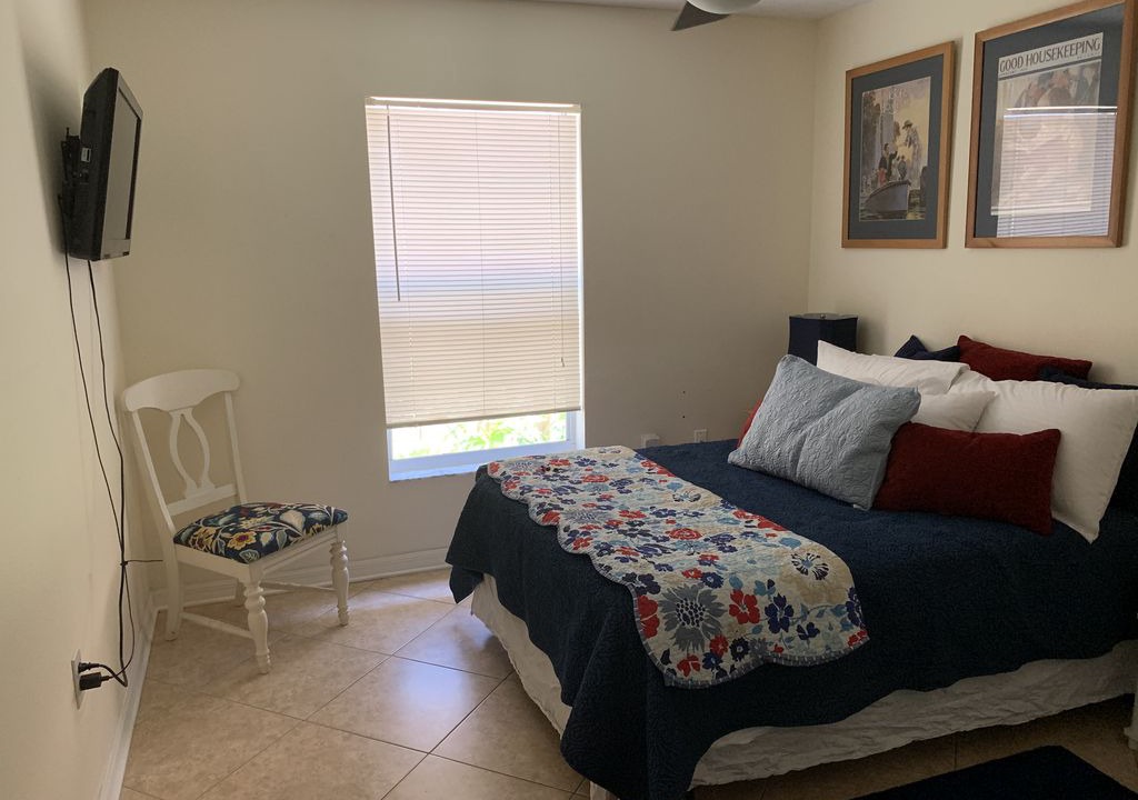 Photo of Bedroom in Gillespie Park
