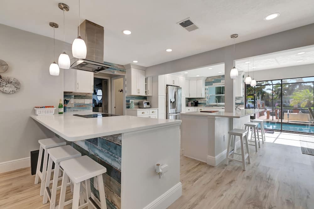 Photo of Kitchen in Harbor Hills