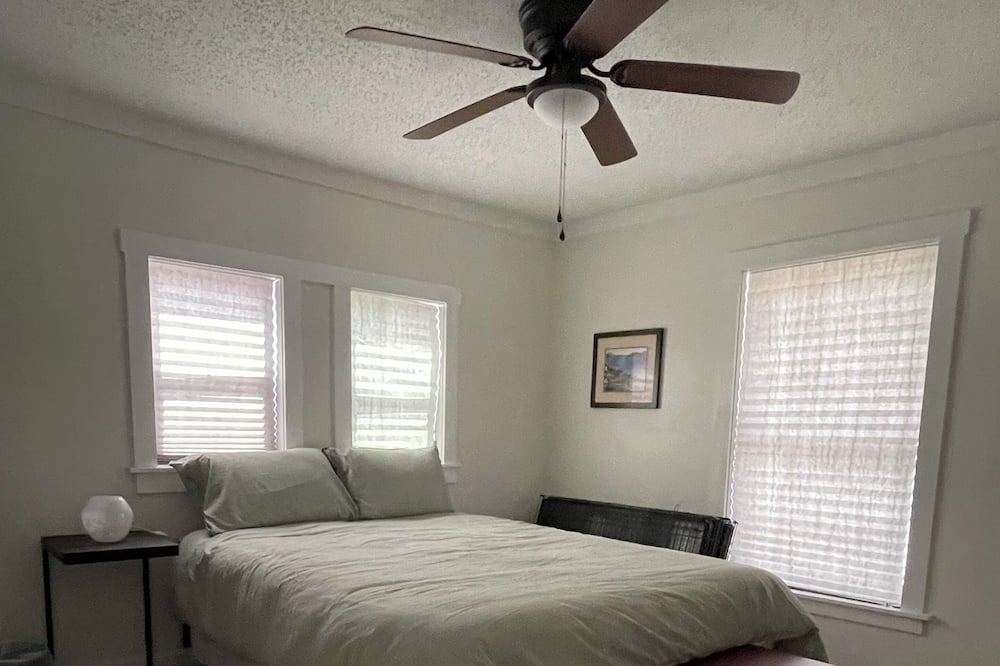 Photo of Bedroom in Lake Waccamaw