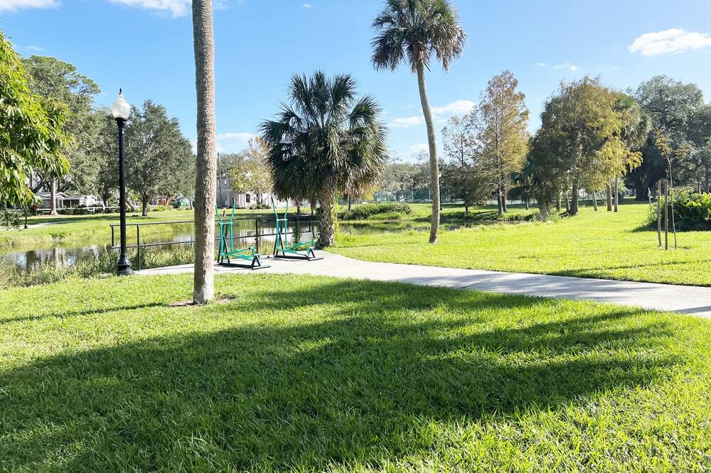 Photo of Others in Gillespie Park