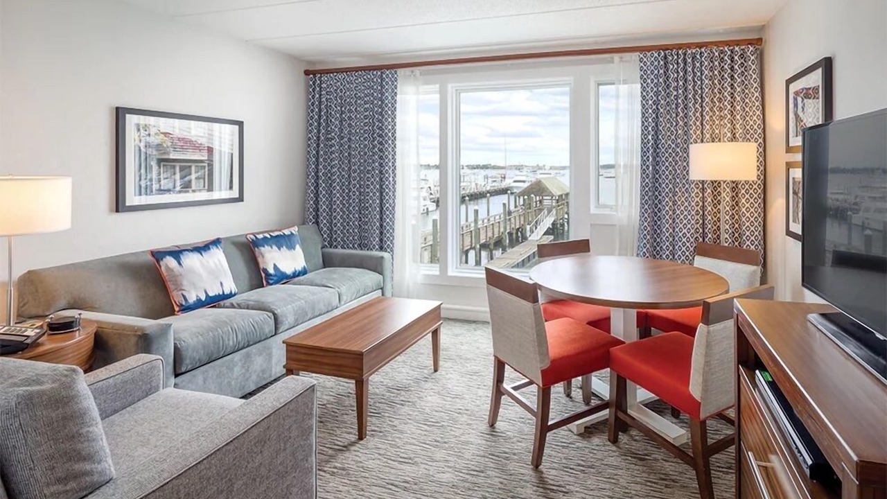 Photo of Livingroom in Yachting Village