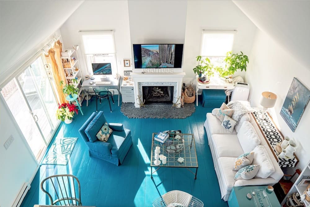 Photo of Livingroom in Tom Nevers
