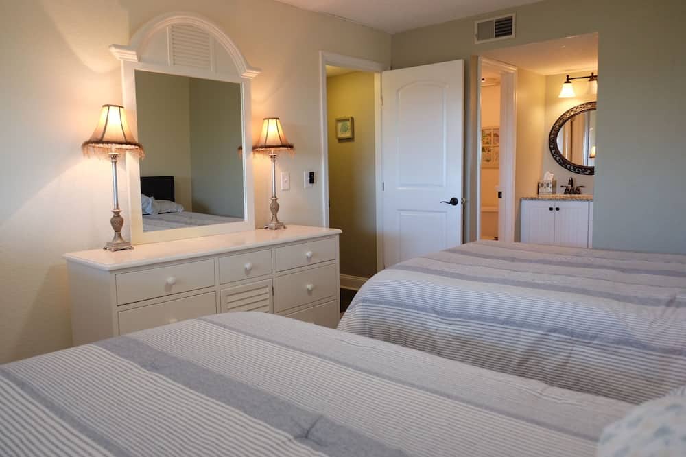 Photo of Bedroom in Tierra Verde