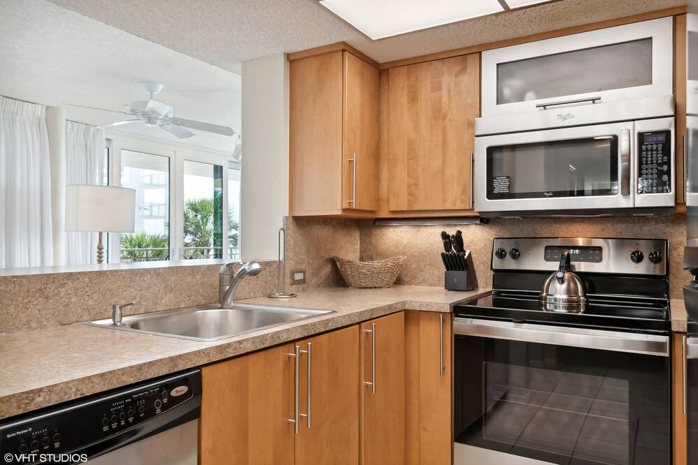 Photo of Kitchen in Bay Isles