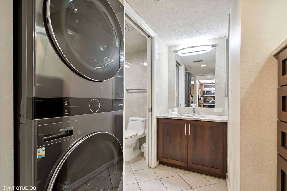 Photo of Bathroom in Bay Isles