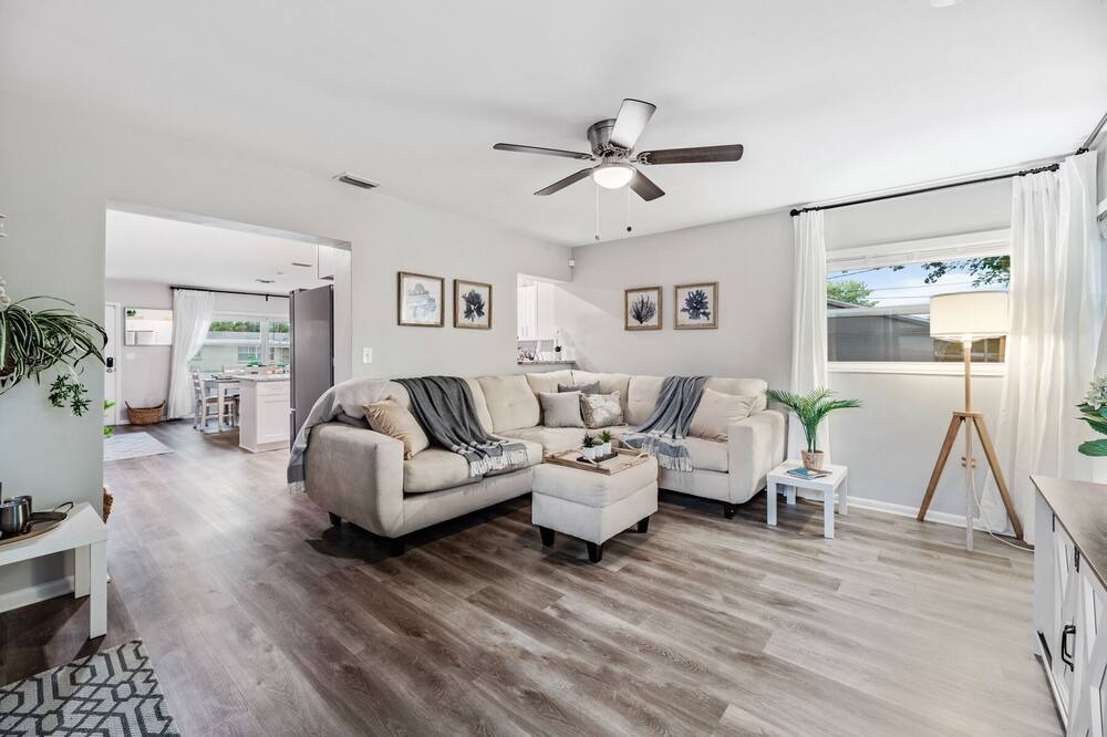 Photo of Livingroom in Largo