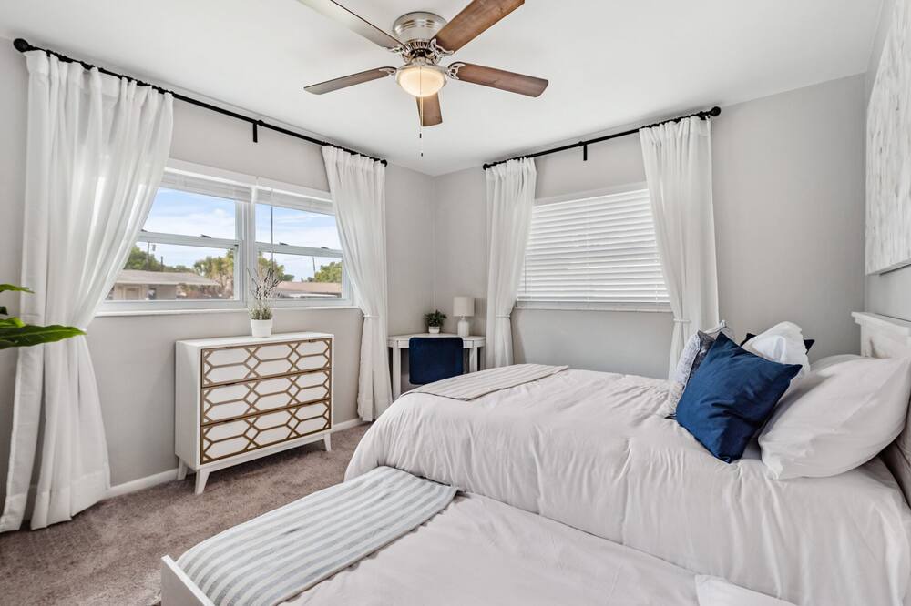 Photo of Bedroom in Largo