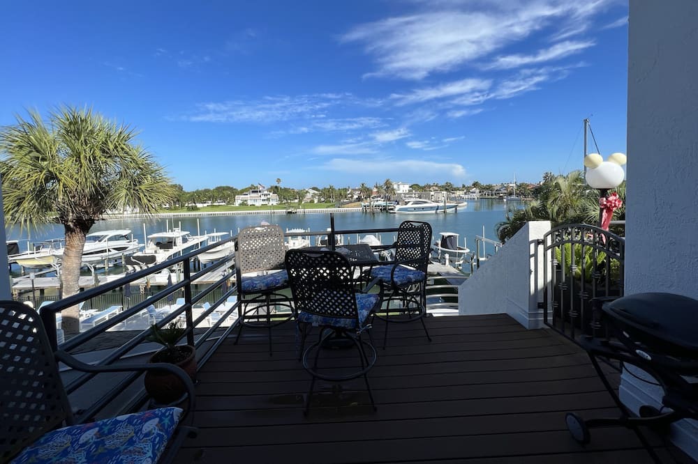Photo of Patio Balcony in Tierra Verde
