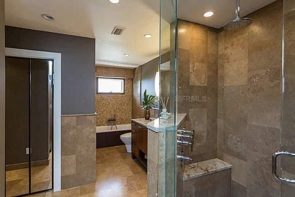 Photo of Bathroom in Tierra Verde