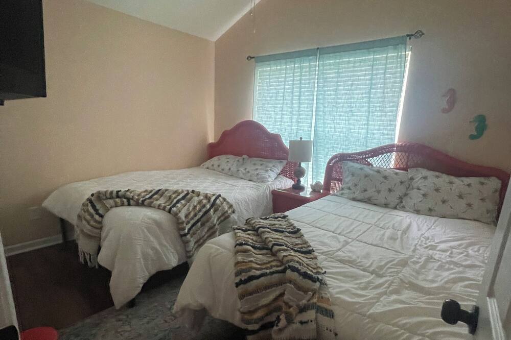 Photo of Bedroom in Surfside Beach