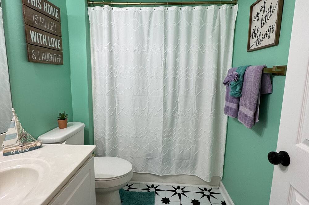 Photo of Bathroom in Surfside Beach