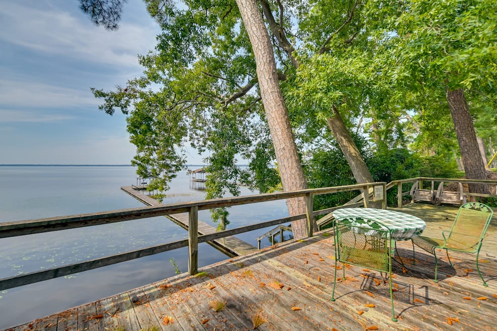 Photo of Outdoor in Lake Waccamaw