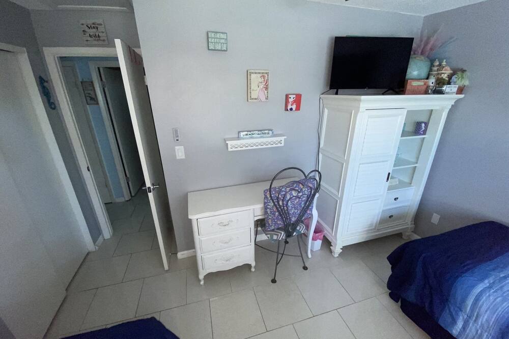 Photo of Bedroom in Anona