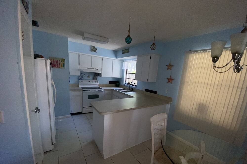 Photo of Kitchen in Anona