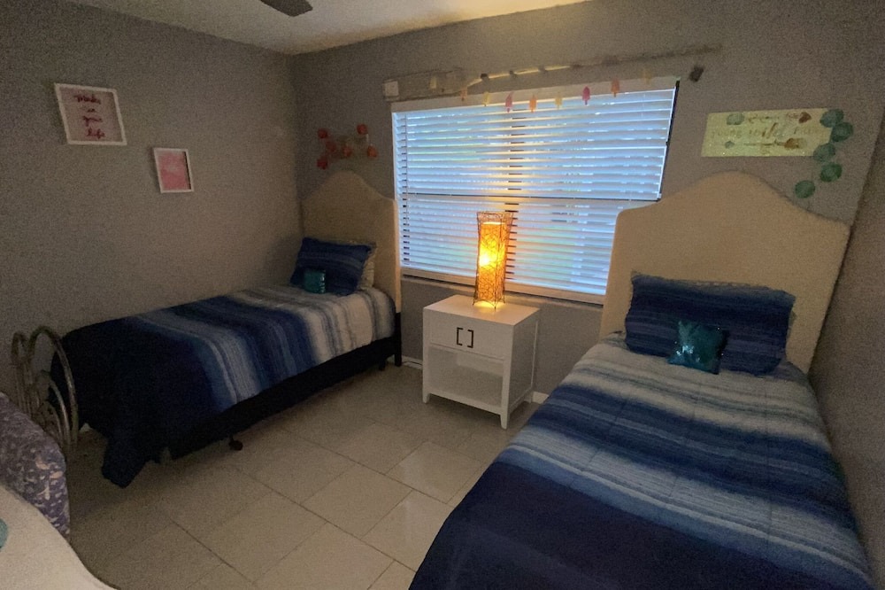 Photo of Bedroom in Anona