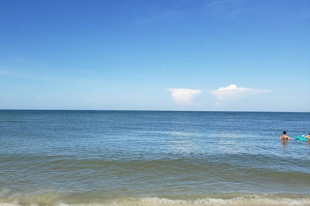 Photo of Others in Capri Isle