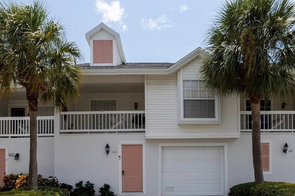 Photo of Outdoor in Capri Isle