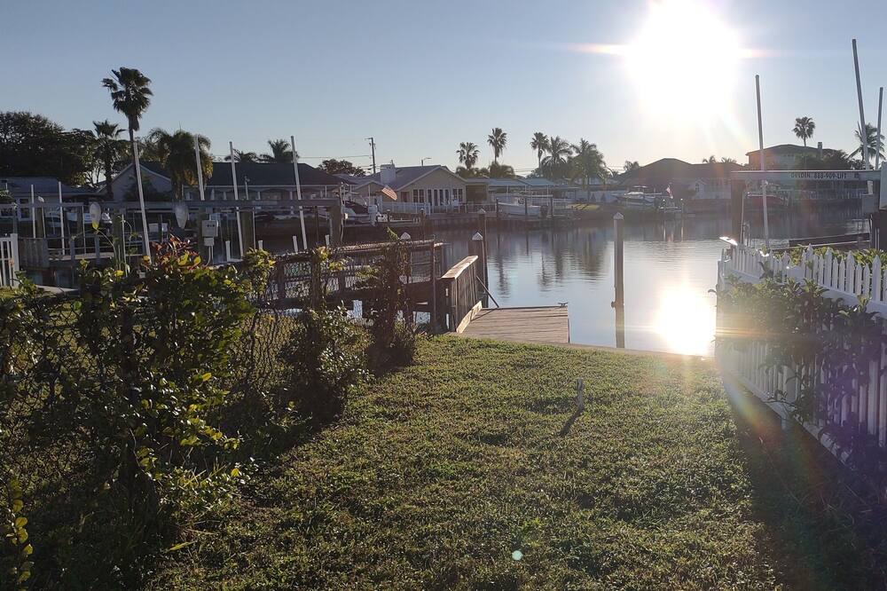 Photo of Others in Capri Isle