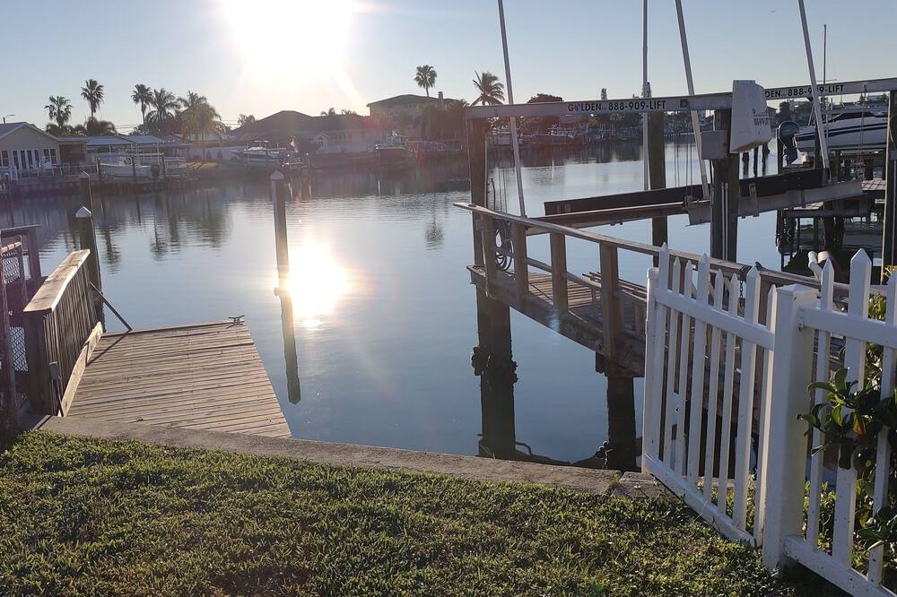 Photo of Others in Capri Isle
