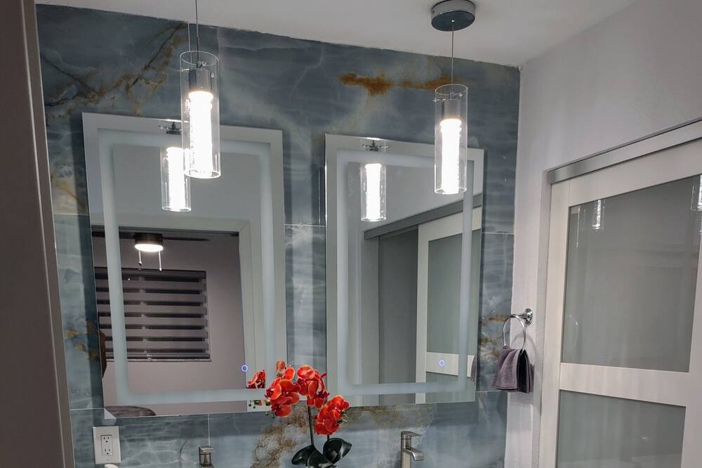 Photo of Bathroom in Capri Isle