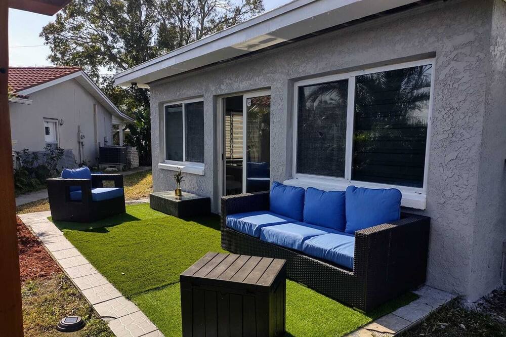 Photo of Outdoor in Capri Isle
