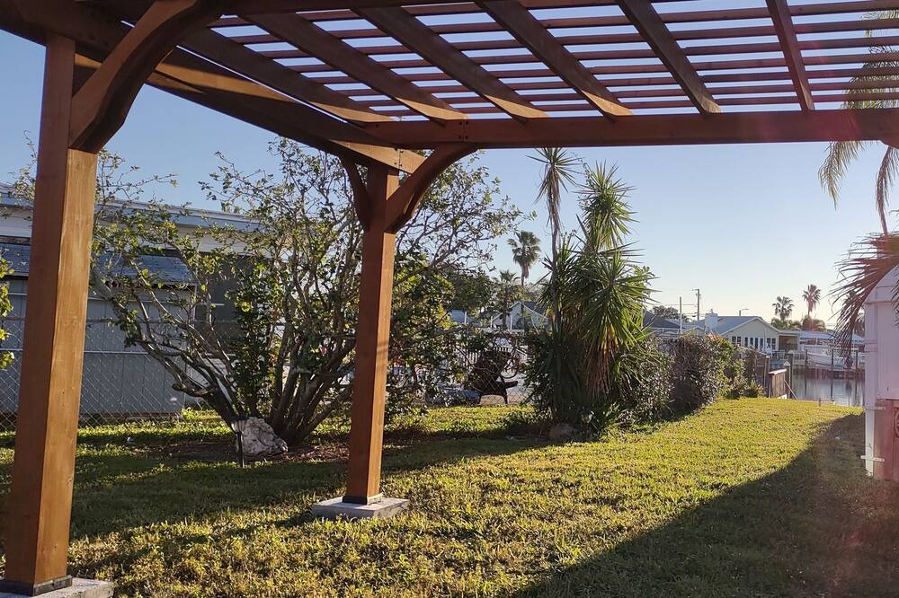 Photo of Outdoor in Capri Isle