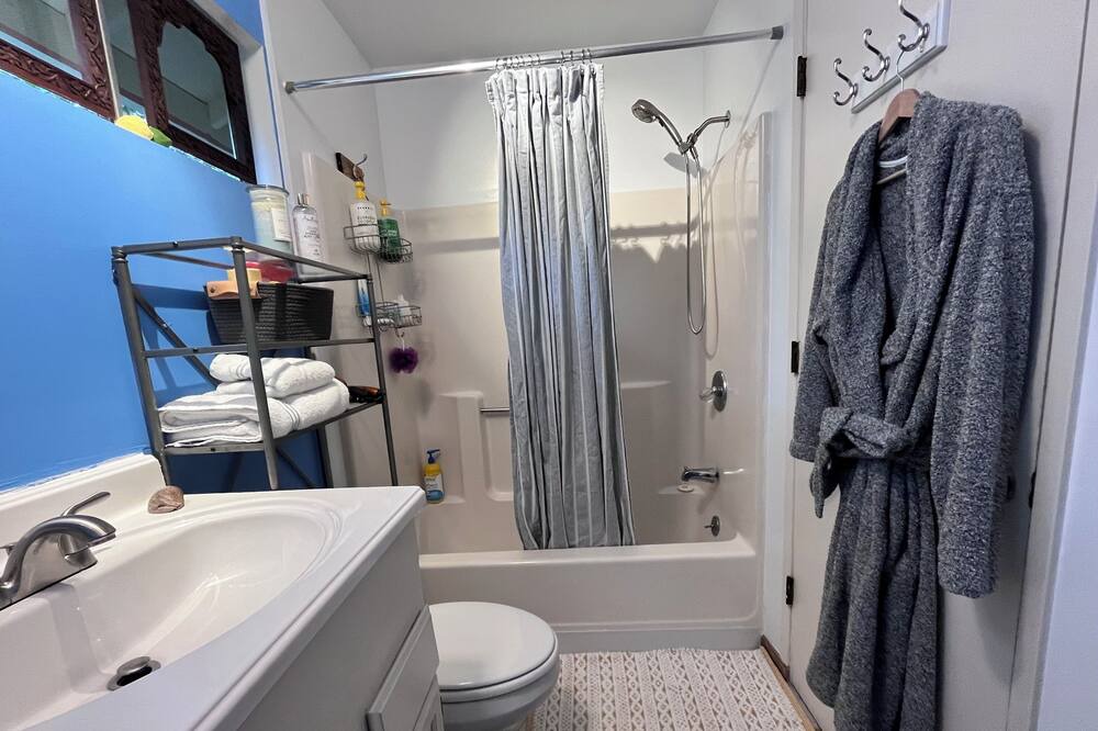 Photo of Bathroom in Papa