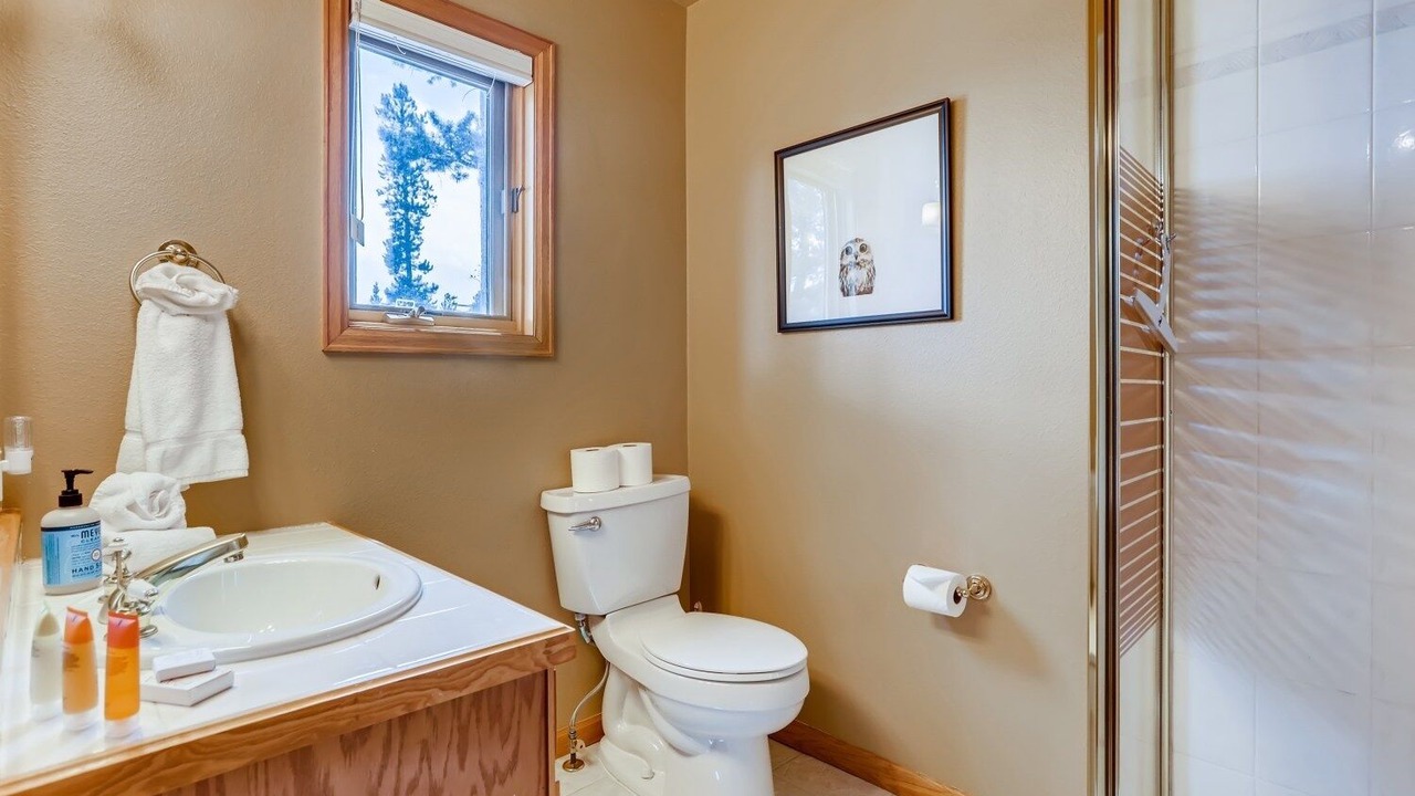 Photo of Bathroom in Three Peaks
