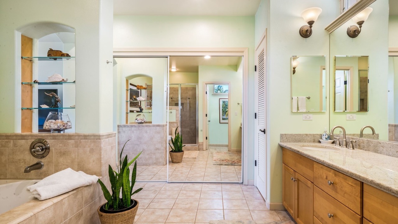 Photo of Bathroom in Kamuela