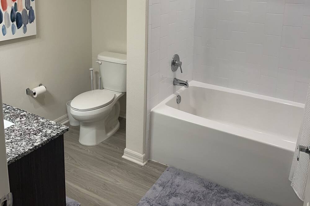Photo of Bathroom in Sun Bay South