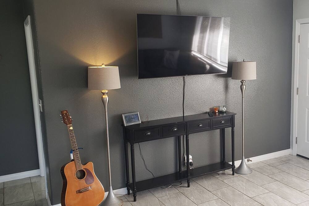 Photo of Bedroom in Kapoho