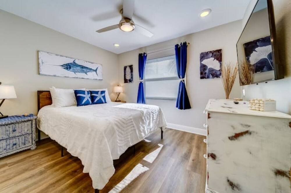 Photo of Bedroom in Anona