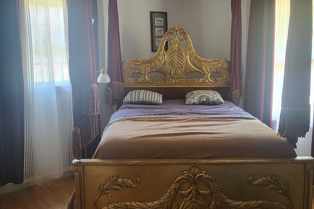 Photo of Bedroom in Barker Ten Mile