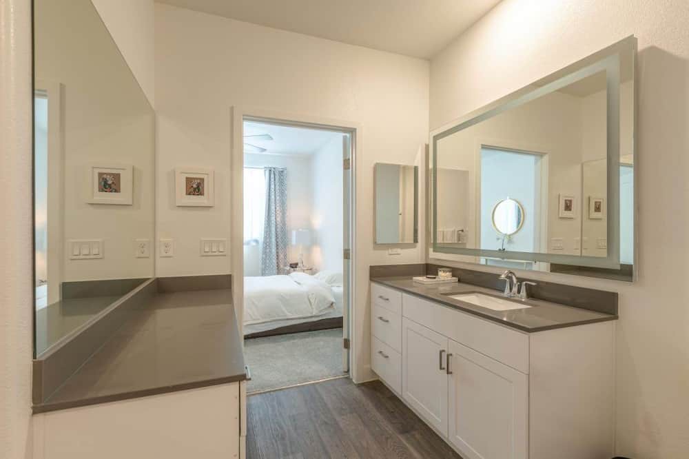 Photo of Bathroom in Star