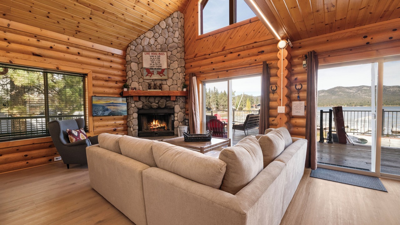 Photo of Livingroom in Big Bear Lake
