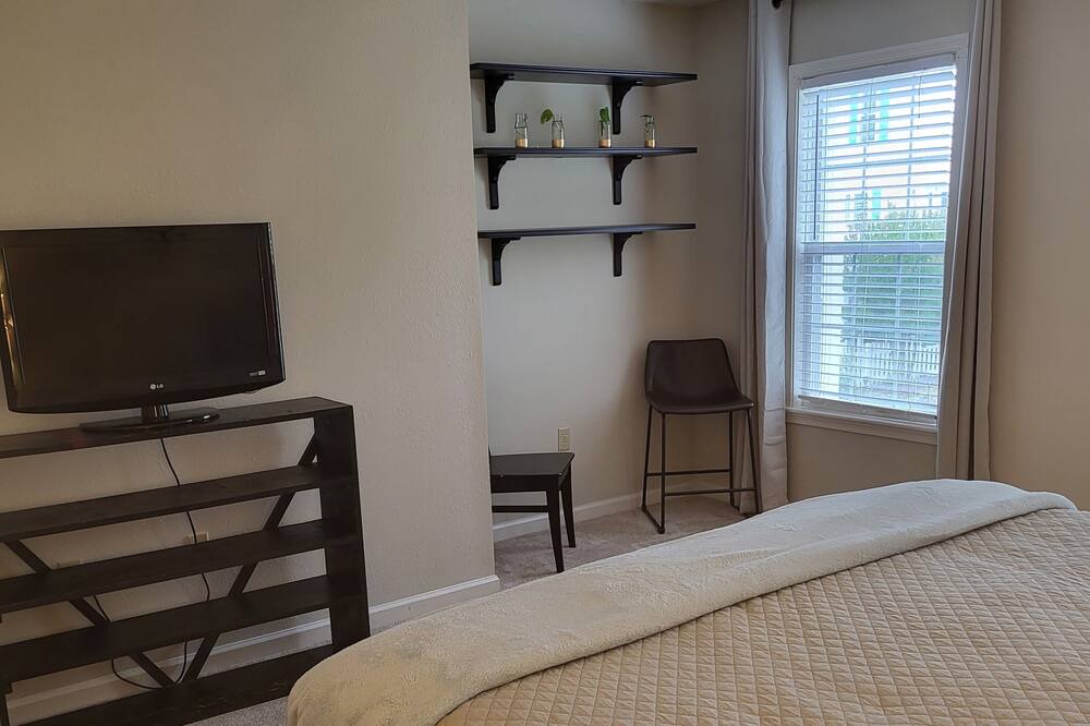 Photo of Bedroom in Cat Hill