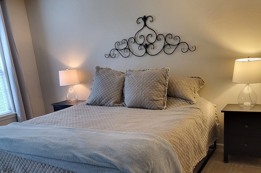 Photo of Bedroom in Cat Hill