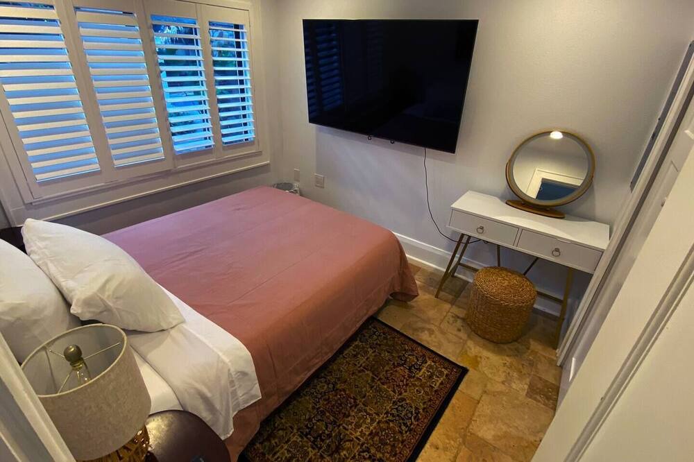 Photo of Bedroom in South Seminole Heights