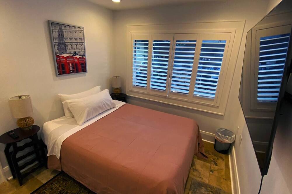 Photo of Bedroom in South Seminole Heights
