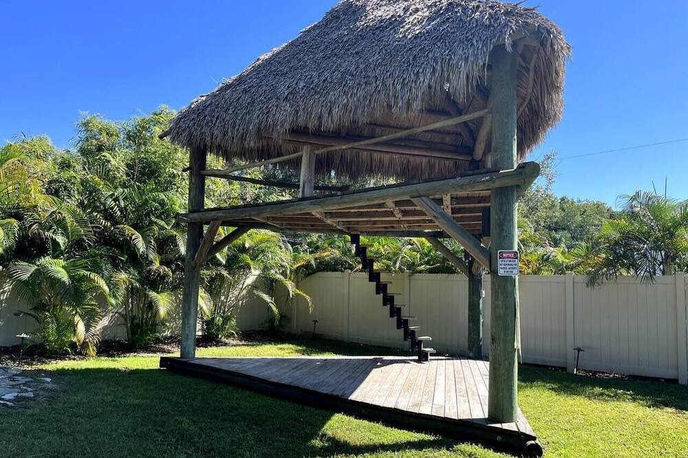 Photo of Outdoor in South Seminole Heights
