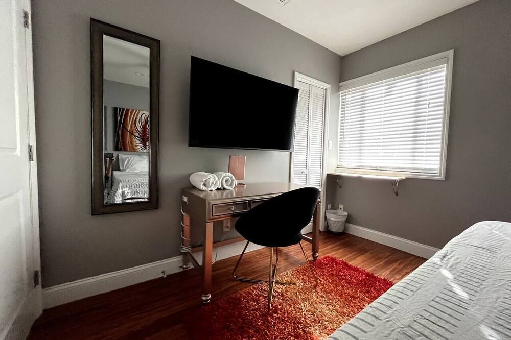 Photo of Bedroom in South Seminole Heights