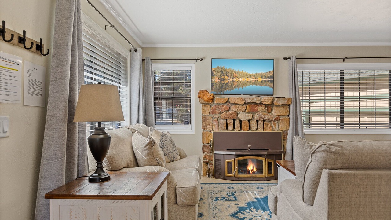 Photo of Livingroom in Big Bear Lake