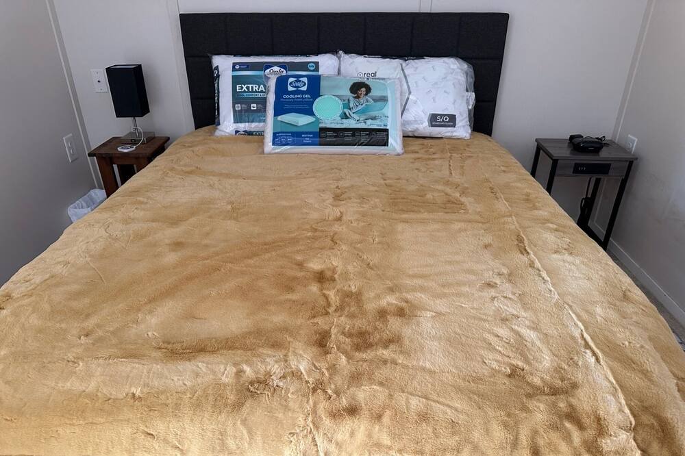 Photo of Bedroom in Baytown