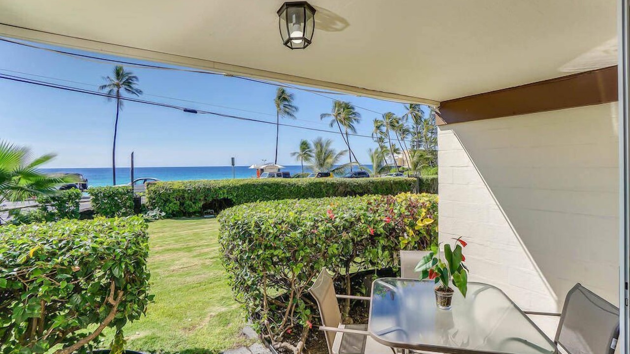 Photo of Outdoor in Kahaluu Bay