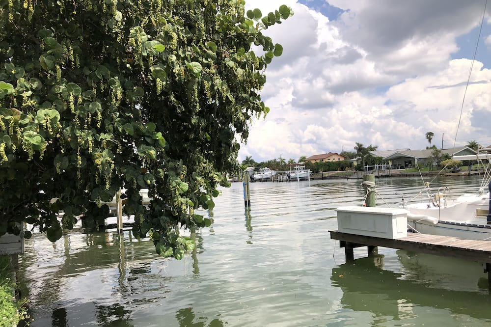 Photo of Outdoor in Capri Isle