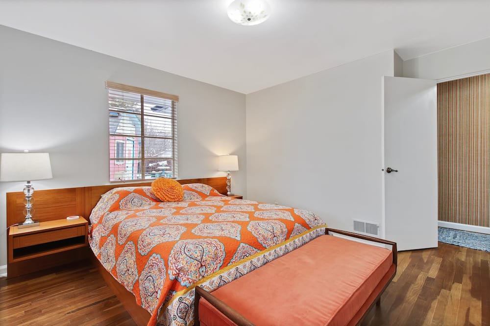 Photo of Bedroom in Franklin - Randolph