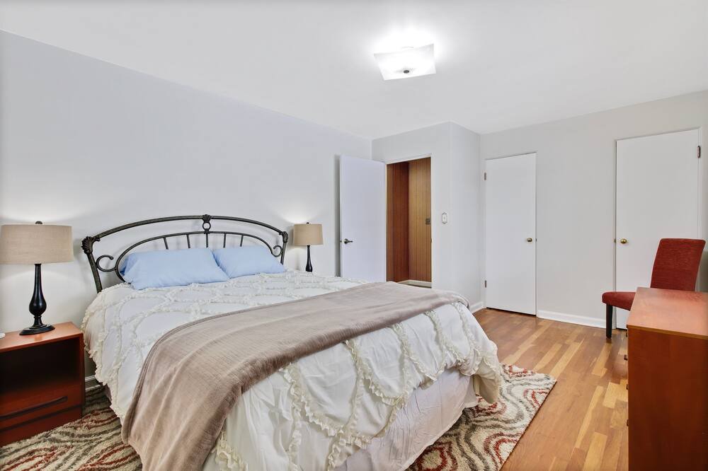 Photo of Bedroom in Franklin - Randolph
