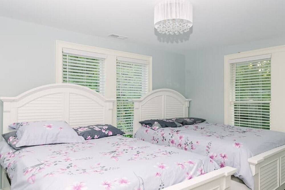 Photo of Bedroom in Chapel Hill