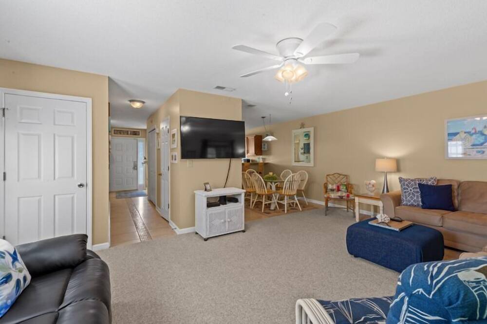 Photo of Livingroom in Little River